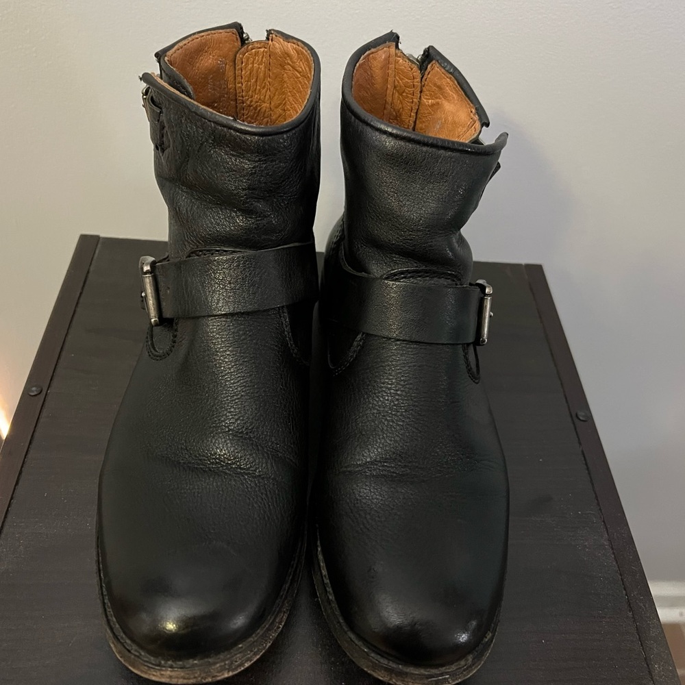 Women’s Frye Booties, Size 8B. Worn only a few times. Excellent condition!